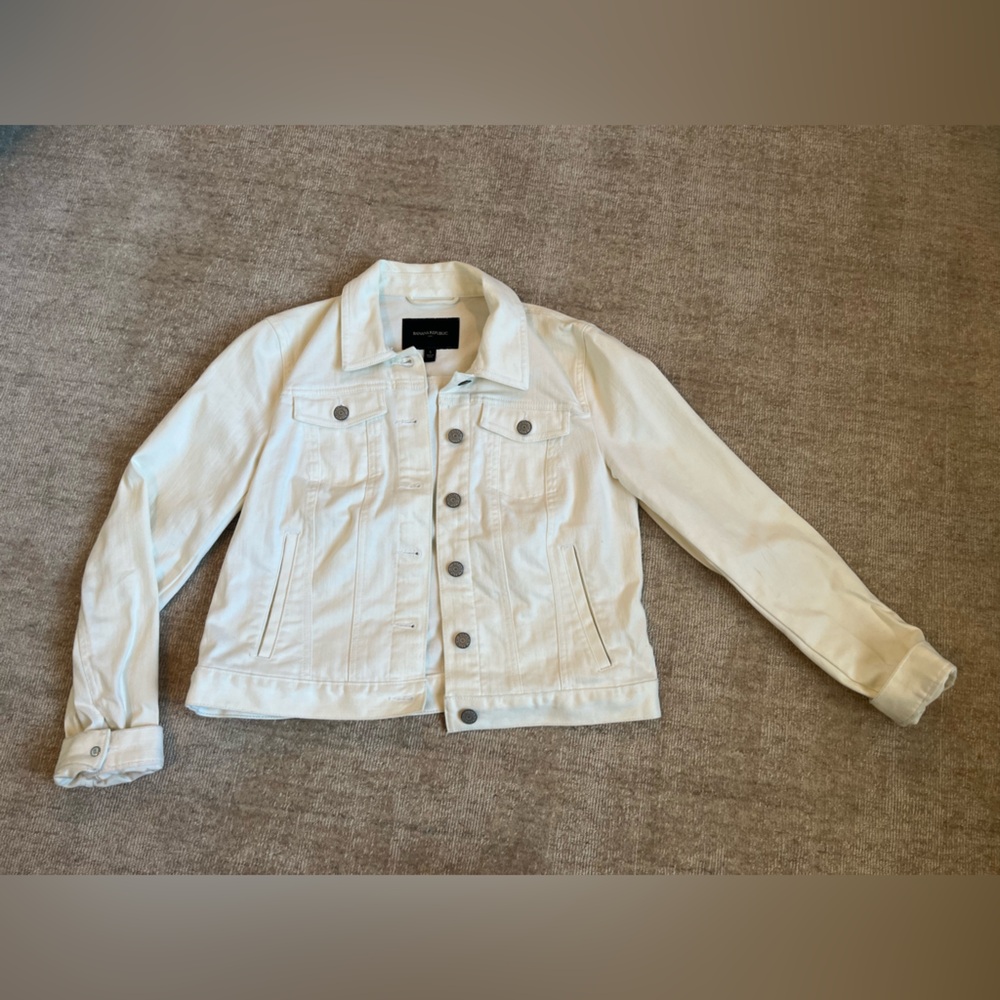 Banana republic women’s white denim jacket